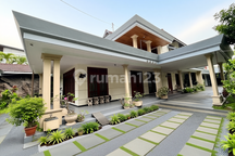 Rumah Jalan Dr Cipto Malang Dekat Kampus Unbra, Araya