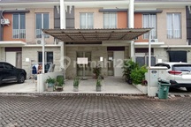 Disewakan Rumah Inimalis Baru 2 Lantai di Greenland Menganti Gresik