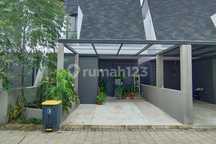 Rumah Sewa Full Furnished Dalam Cluster Yve Habitat Dekat Toll Limo