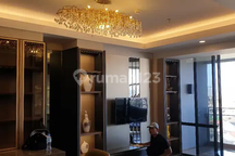 Apartemen Mewah Sudirman31 Suite. Premium Furnish. Private Lift. 3 BR