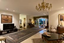 Di Jual Rumah Luxury House di Cilandak Barat Jakarta Selatan