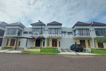 Disewakan Rumah Cantik Full Furnish di Holland Village, Harga Sangat Murah
