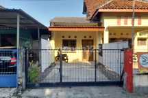 Rumah Dikontrakan Luas 3 Kamar Selatan Mirota Kampus Godean