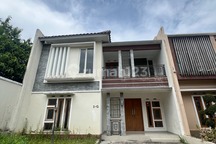 Rumah Luas 2 Lantai Dlm Perum Bisa Untuk Kantor Jalan Kaliurang Km8