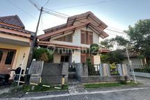 Rumah Luas Bagus Untuk Keluarga Kantor Area Dekat Ke Kampus Ugm Jcm Mall