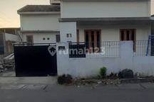 Rumah Baru Dijual Disewakan 3 Kamar Tidur Area Xt Square Umbulharjo