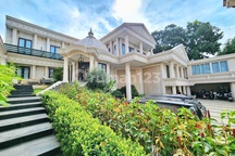 Rumah Mewah Villa Cinere Mas Desain Classic Cinere, Depok