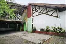 Rumah Strategis Dekat Jalan Slamet Riyadi Penumping Solo