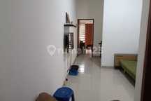 Rumah Minimalis Cozy Bagus 3 Lantai Lokasi Bagus di Kepa Duri