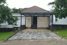 Villa di Taman Dayu Dengan Pemandangan Lapangan Golf Terbaik....