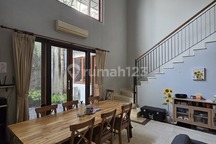 RUMAH CANTIK GOOD LAYOUT DI PONDOK INDAH