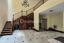 Dijual Cepat Rumah Turun Harga Dekat Bulungan - Kebayoran Baru