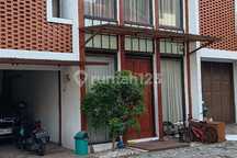 Rumah Full Furnished di Cigadung - Siap Huni Nego Keras