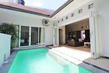 Disewakan Wonderful Villa Berawa Located di Raya Semat