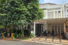 Rumah Premium 3 Lantai Vernonia Summarecon Full Furnished