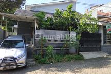 Rumah 2 lantai dalam perumahan disewakan, lokasi strategis di Sawangan dekat akses TOL 