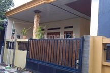 Rumah Furnished + 2 Unit Ac Hrg Murah Dekat.kota