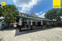 Disewakan Rumah Cocok Utk Cafe / Resto Lokasi Bagus