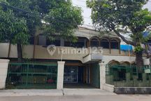 Dijual Rumah Tingkat 2 Lantai di Pinggir Jl. Raya Indraprasta, Semarang