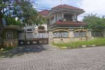 Rumah Mewah 2 Lantai Siap Huni di Perumahan Elite Solo Baru