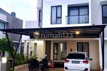 Rumah Bagus Bangunan Baru 2 Lantai ( Full Furnished Tinggal Bawa Koper ) Di Cluster Elite Di Jalan Mangesti Raya, Gentan, Solo