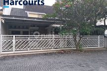 Rumah Siap Huni Full Furnish di Cluster di Gentan