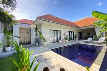 Villa Baru 3 Kamar di Canggu Batu Bolong Fully Furnished