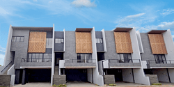 Luxe Court Permata Hijau