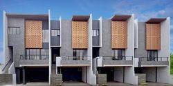 Luxe Court Permata Hijau