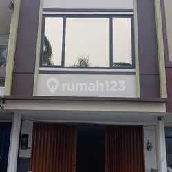 Ruko 3lt Disewakan Cepat Area Puri Gardena