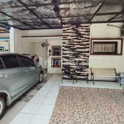 Rumah Cluster Nyaman di Meruya Selatan Jakarta Barat Siap Huni