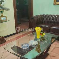 Rumah 2 Lantai di Taman Giri Loka Serpong Tangerang Selatan