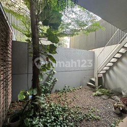 Rumah Modern di Pusat Kota Bandung Cijagra Buah Batu