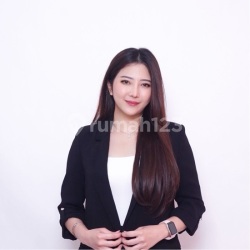 Karen Young | Agen Properti GadingPro