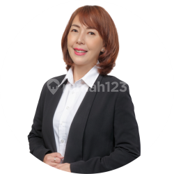 agen properti Tan, Fransisca