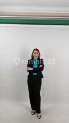 Indri Ndaru | Agen Properti MR Realty