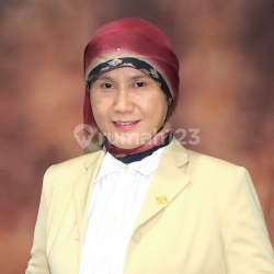Dra Indra Usliaty