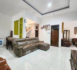 Rumah Hoek Rapih di Griyaloka BSD