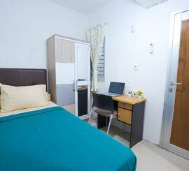 Kos Bulanan Essence Tamansari Tipe Single Jendela Koridor Furnish