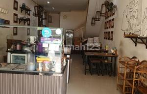 Need Quick Sale 3-Story Shop House Ready to Use in Rungkut Near Merr Oerr