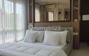 One Step to the Swimming Pool, House in The Springs, Gading Serpong