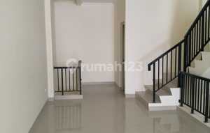 Disewakan Cepat Ruko Green Lake City Cipondoh Tangerang