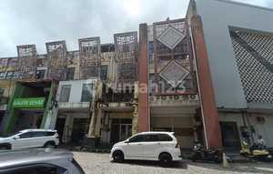Fully Furnished Shop House with Office Equipment Ready for Occupancy in Kuta