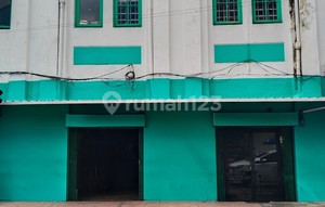 Disewakan Ruko Langka Pusat Kota,Luas Tanah 200 M²,Lokasi Strategis ,Sayap Asia Afrika,Bandung