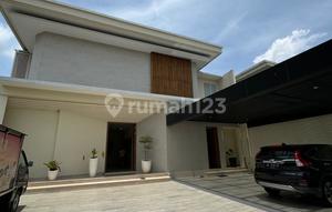 Exclusive Japanese Style House on Jl. Dr Rubini for Only 10 Billion