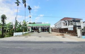 Dijual Minimarket Aktif Jalan Raya Baturaden