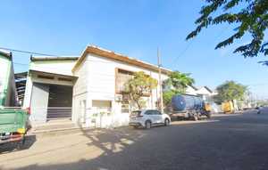 English: Sidoarjo. Sinar Gedangan. Ready to Use. Strategic.