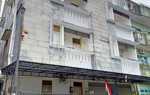 Dijual Kost 3 Lantai di Jl. Bukit Niaga Belakang Bca Pasar Baru, Balikpapan