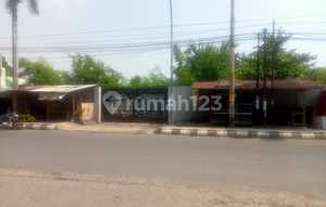 Tanah Dekat Hotel Karlita