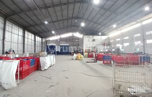 Large Warehouse with Container Access Near Southern Ring Road